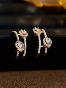 一对多层交叉C形耳环，适合日常佩戴、聚会和通勤。 - 耳環 - 查看 8