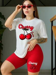 Conjunto Deportivo Mujer 2 Piezas Cherry Estampado – Playera Blanca Acanalada + Short Biker Corto Ajustado, Outfit Casual Verano, Ropa Fitness Street StyleOutfit casual Look fresco Estilo urbano Conjunto cómodo Outfit veraniego Moda juvenil Estilo relajado Color combinado Casual - Rojo violeta - Ver 2