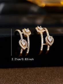 一对多层交叉C形耳环，适合日常佩戴、聚会和通勤。 - 耳環 - 查看 3