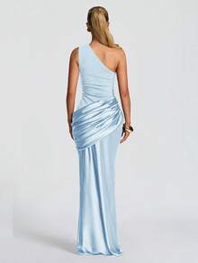 Vestido de cóctel ajustado con hombro asimétrico elegante, diseño fruncido en la cintura y las caderas, adecuado para ocasiones formales, fiestas de cóctel, vestidos de dama de honor, fiesta - Celeste - Ver 8