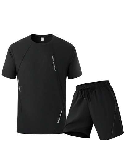 一套男士运动短袖T恤和短裤，上衣侧面印有反光字母，短裤采用弹性腰带和可调节抽绳设计，适合健身房、锻炼、跑步等场合，黑色，夏季款。