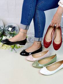 Women's Red Ballet Flats - Comfortable Soft Sole Low-Cut Slip-On Shoes, Lightweight Breathable, Elegant Minimalist Bowknot Detail, Classic Casual Daily Wear Flats - 紅色 - 查看 1