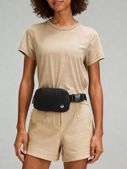 Lululemon Everywhere Belt Bag