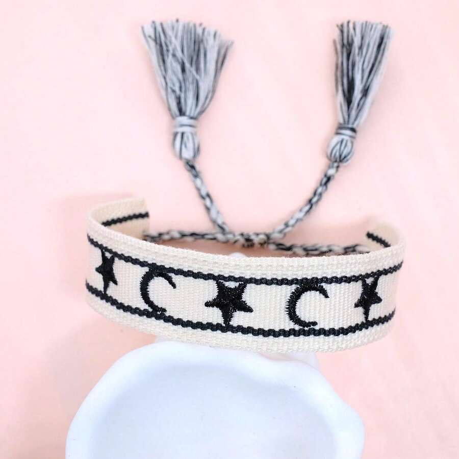 1pc Handmade Woven Bracelet With Embroidered Star - Black and White - View 1