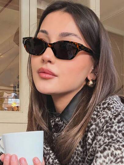 1 PC Women's Cat-Eye Casual Fashion Glasses, Acrylic, Suitable For Everyday Outdoor Leisure, Comes With A Glasses Case