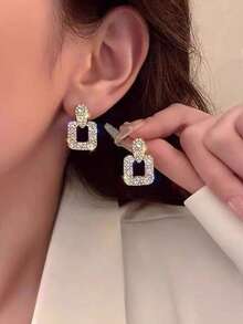 一对简约几何镂空水钻耳钉，适合少女日常及节日佩戴 - 幾何 - 查看 2