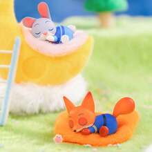 Miniso Đồ trang trí hộp bí ẩn Judy/Nick trong phim "Zootopia" của Disney - Chất liệu nhựa + Thiết kế nằm thư giãn dễ thương, tông màu nhẹ nhàng, đồ trang trí bàn làm việc/Bộ sưu tập hộp bí ẩn/Sản phẩm Zootopia (Ngẫu nhiên 1 chiếc) - Nhiều màu - Xem 5