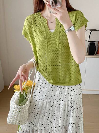 女士V领镂空针织吊带背心，做旧质感透气打底无袖上衣，亮色小众夏季款