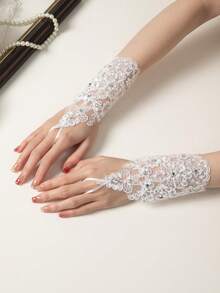1 Pair Lace Rhinestone Flower Crochet Wedding Gloves - Solid Color - View 3