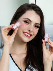 MISSLYN - 闪耀光芒！多用途乳霜彩妆棒，高显色度，易于晕染，轻盈妆感，适合浅至中等肤色，女士及女孩适用，冬季、Y2K风格、派对、生日、情人节、新年礼物的理想之选，多种流行色可选，纯素且不经动物实验。 - 單色腮紅棒04 - 查看 3