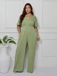 Women's Plus Size Plain Long Jumpsuit, Wide Leg, Short Sleeve, V-Neck, Ruched Front, Comfortable - Verde Oliva - Ver 2