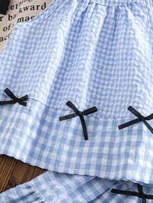 Bộ 2 món gồm áo vest không tay kẻ caro thắt nơ kiểu Pháp thanh lịch và chân váy xếp tầng cho bé gái. - Màu xanh nhạt - Xem 4