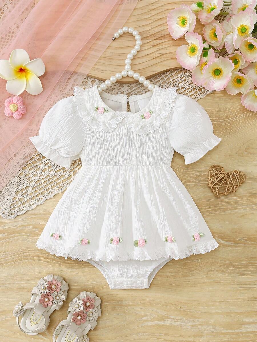 1 bộ áo liền quần mùa hè mới cho bé gái, thêu hoa, cổ bèo nhún, cài khuy phía trước - trắng - Xem 1