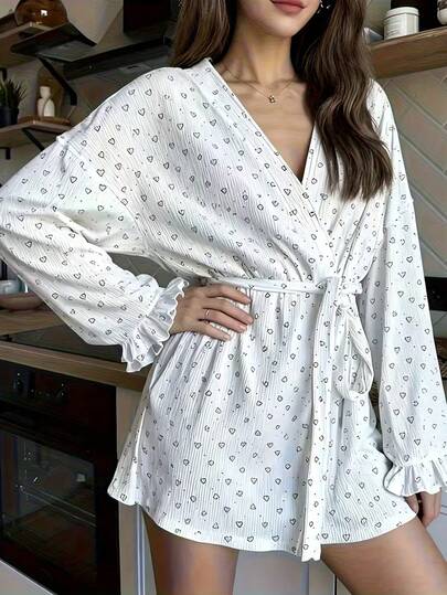 新款女士柔软荷叶边下摆睡袍，短袖/长袖可选，心形印花，舒适和服式设计，配腰带，宽松居家服，欧美风心形印花系带休闲长袖睡衣