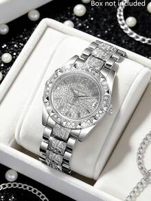 Bộ trang sức bạc cao cấp sang trọng dành cho nữ, dòng đồng hồ thạch anh thời trang, bao gồm đồng hồ thạch anh bạc đính kim cương toàn bộ, vòng tay tennis đính đá, bông tai bạc hình trái tim, nhẫn bạc hình trái tim và vòng tay kim cương hình biểu tượng vô cực. - Bạc - Xem 4