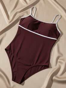 Kit 2 Body Preto e Marrom de malha plus size sem mangas com decote redondo, acabamento contrastante e tecido altamente elástico. - Preto - Visão 8