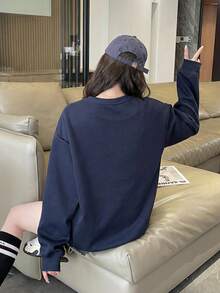 女士藏蓝色休闲宽松舒适卫衣，适合学生、日常穿着、通勤、返校季等场合。 - 藏青色 - 查看 2