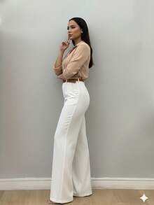 Conjunto Alfaiataria Feminino Branco 3 Peças | Calça Pantalona + Camisa Social | Trabalho Profissional - Calça branca camisa nude - Visão 2