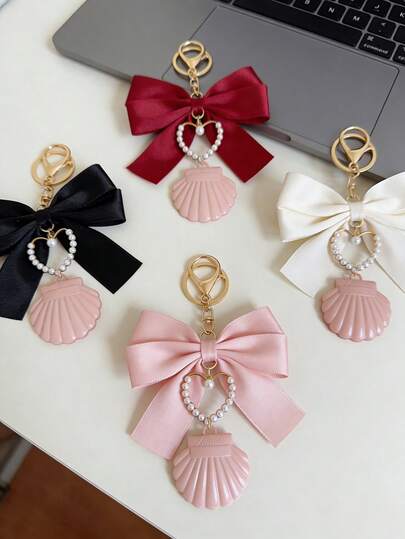 Bow Keychain Pendant,With Heart-Shaped Pendant Decoration Nd Pink Seashell Box,The Seashell Box Can Store Blush, Highlighter, Paste-Like Items And Eyeshadow.Fashion Backpack Pendant,Tote Pendant Decoration,Wallet Pendant,Pendant Keychain For Couples Bag Accessories Gift ,Valentine's Day Key Chain Charms