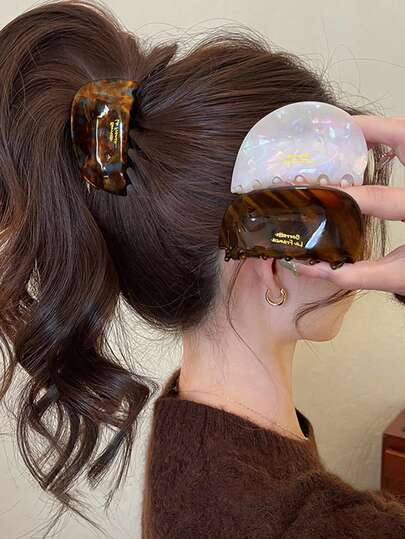 1pc Women's Multi-Color Letter Acetate Hair Claw Clip, Vintage Minimalist Elegant Hair Accessory, Suitable For Everyday, Home, Outdoor, Casual, And Formal Occasions