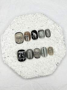 10片甜美性感少女短款手工按压式美甲，银色蝴蝶结艺术假指甲，可卸可重复使用美甲用品（1张果冻贴纸+1个指甲锉） - 彩色 - 查看 13