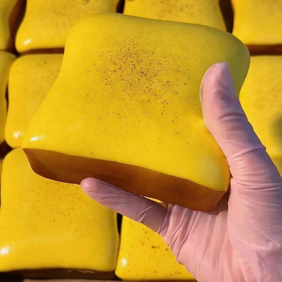 1 pieza - Nuevo juguete antiestrés súper suave en forma de tostada de mantequilla - Regalo de cumpleaños - Regalo perfecto - Regalo - Exhibición de colección - Coleccionista aficionado - Regalo clave para amigos - Multicolor - Ver 1