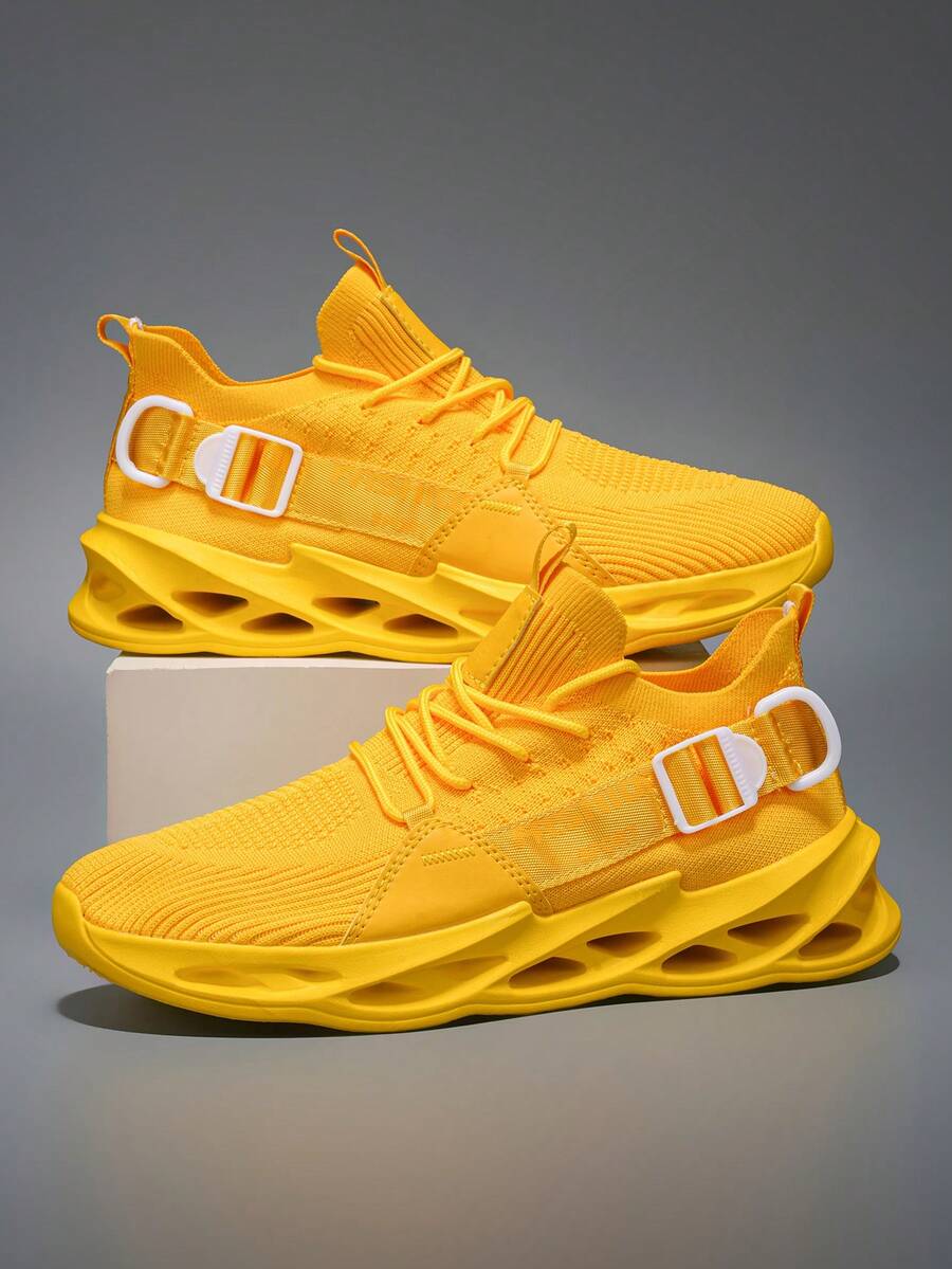 男士透气镂空针织休闲运动跑步鞋，四季皆宜