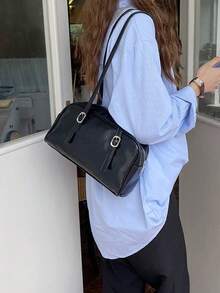 Vintage Black Patent Leather Crossbody Bag With Silver Buckle Detail, Retro Bowling Bag For Women, Y2K Aesthetic Shoulder Purse, Spacious Medium-Sized Handbag For Daily Commute & Casual Outings, Glossy PU Leather Adjustable Strap Tote, Perfect For School, Work & Weekend Errands, Easy To Match With Oversized Shirts & Jeans. - Black - View 4