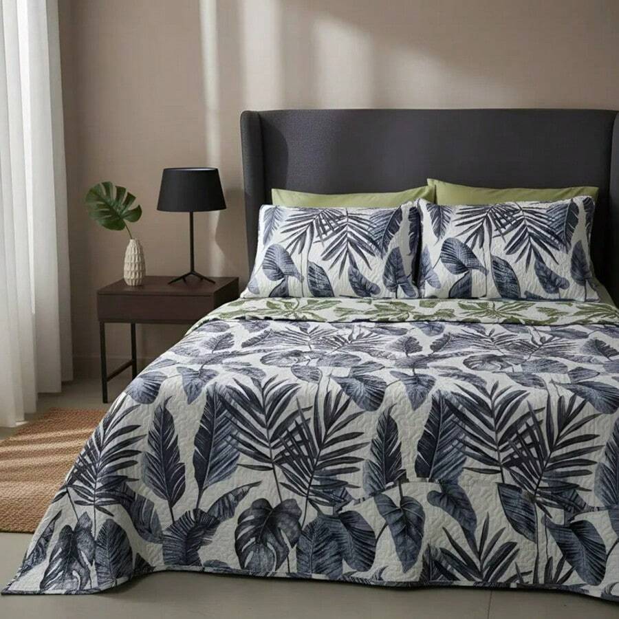 Double-Sided Ultrasonic Boutis Quilt Set (3 Pieces) With Pillowcase - California - View 1