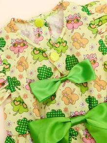 1件圣帕特里克节三叶草印花狗狗连衣裙，双层蝴蝶结袖宠物公主裙，适合小型至中型犬（泰迪犬、博美犬等），作为节日焦点服装！ - 彩色 - 查看 7