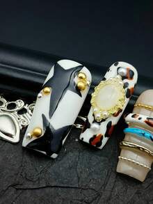 10片闪亮假指甲，DIY可爱巴洛克Y2K美式风格闪粉美甲，长方形亮片手工指甲，法式尖头全覆盖手工圆形手绘3D钻石星点蓝色豹纹金色珠子，适合派对和新年，适合女性节日使用，附赠凝胶贴纸和指甲锉。 - 彩色 - 查看 7