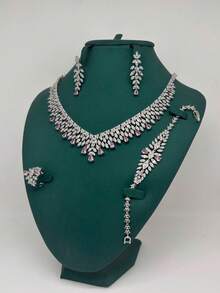 5件套奢华新娘首饰套装，适合女性、婚礼派对佩戴，包括项链、耳环、手链和戒指，镶嵌蓝色、白色、黑色和红色立方氧化锆，是母亲节和情人节的绝佳礼物。 - 粉色 - 查看 2