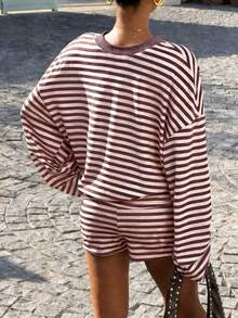 GAOVOT Ensemble 2 pièces femme d'été décontracté, t-shirt à manches longues col rond avec blocs de couleurs et rayures, short ample à taille élastique. Élégant pour le printemps - Rayures roses et brunes - Voir 2