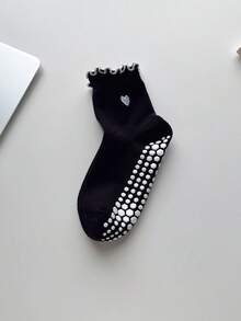 1/3雙女款防滑瑜伽襪 透氣可愛愛心刺繡與荷葉邊設計 黏性防滑襪 適用於皮拉提斯、芭蕾健身運動 - 彩色 - 查看 19