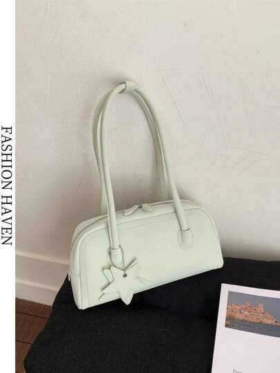 一款简约设计的单肩手提包，适合女士，可用于派对、宴会、日常通勤等场合，可装手机、镜子、钥匙、口红、钱包等，是圣诞节、母亲节、生日的理想礼物。