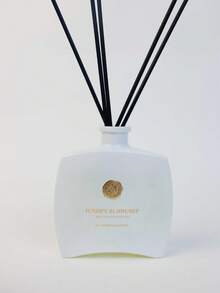 一套优质黑白香薰扩香器，天然植物混合精油，家居装饰香氛，持久留香，室内藤编扩香器摆件，是婚礼、生日、情人节、圣诞节礼物、节日派对的理想之选，适用于卧室、书房、客厅、浴室，有效去除异味 - 均碼 - 查看 5