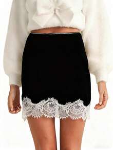 Women Y2K Satin Lace Short Skirt Low Waist Floral Edge A-Line Layering Skirt - 黑色 - 查看 1