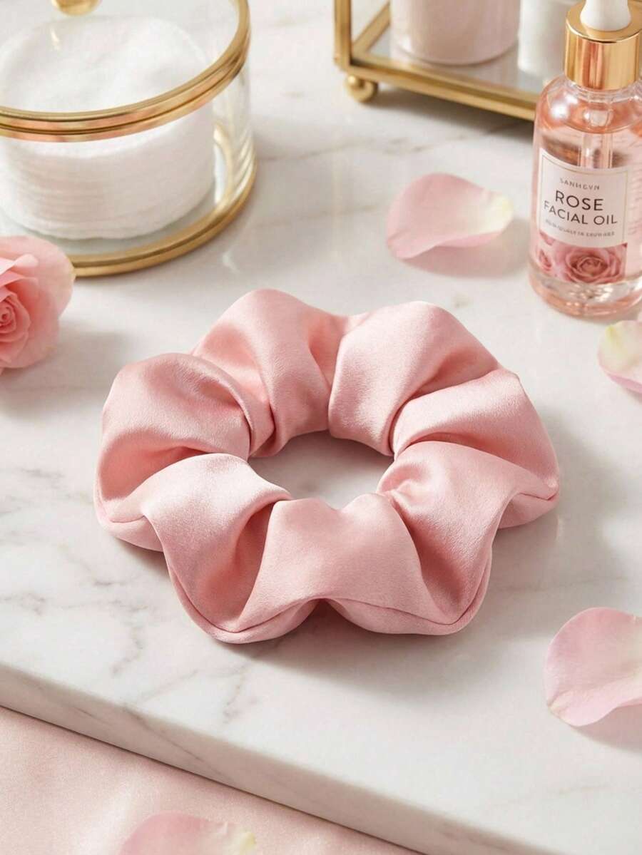 Dona coletero scrunchie para mujer diseñado para sujetar el cabello con comodidad y estilo accesorio versátil ideal para uso diario sin maltratar ni jalar el cabello fabricado con material suave y resistente que mantiene el peinado en su lugar diseño moderno fácil de combinar con distintos looks casuales o formales perfecto para todo tipo de cabello complemento práctico y esencial para el cuidado y arreglo personal femenino - Rosa Pálido - Ver 1