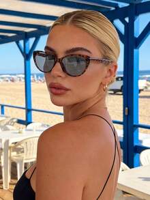 Color Changing Cat Eye Plastic Leopard Print Sunglasses, Retro Fashion Eyewear, Classic Decoration For Outdoor Travel Beach Vacation Casual Wear, Summer UV Protection Sunglasses For Men And Women, Computer/Gaming/TV/Phone Glasses, Fashionable Clear Lens Glasses Frame - Multicolor - View 1