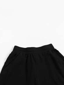 SANRIO This Adorable Set Includes A Short-Sleeved T-Shirt With A Hello Kitty Dance Performance Print And A Pair Of Black Quick-Drying Shorts. This Summer Outdoor Sportswear Set Is Stretchy, Breathable, And Made Of Soft Fabric. Stylish And Versatile, It's An Ideal Choice For Young People And Makes A Great Gift. - 白色 - 查看 5