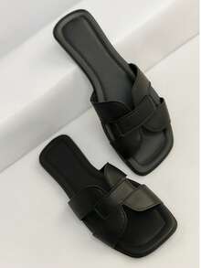 Two-Pair Set Of Stylish, Modern Women's Flat Sandals. - BLACK/WHITE - View 2