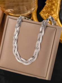 Women's Handmade Woven Stainless Steel Necklace, New Personalized Clavicle Chain, Collision-Proof Design - Yellow Gold - View 7