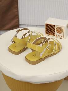 2026新款时尚休闲连体儿童凉鞋，男女通用设计，适合夏季穿着。款式时尚、优雅简约，高品质童鞋。 - 黃色 - 查看 6