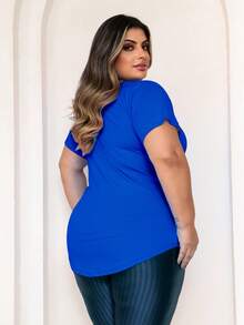 Plus Size Blouse In Lightweight, Comfortable Dry Fit Fabric For Workouts, Fitness, And Casual Sportswear - 比克藍 - 查看 3