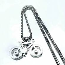男女皆宜的时尚不锈钢自行车吊坠项链，骑行运动礼物 - 銀色 - 查看 3