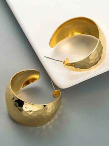 1 Pair Textured Wide C-Shape Hiphop Earrings For Teenagers - Style 1 - View 3