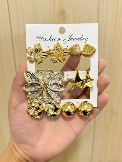 Juego de 12 piezas de aretes con baño de oro con flor de ciruelo y concha, adecuado para uso diario, vacaciones y viajes