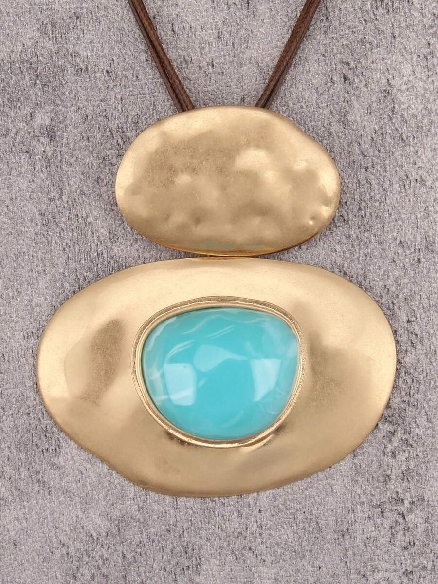 1pc Exaggerated Asymmetrical Oval Alloy Pendant Necklace, Luxury Chic Personality Blue Resin Sweater Chain Necklace, Valentine's Day Party Gift, Boyfriend/Couple, Daily Wear - Blue Resin - View 1