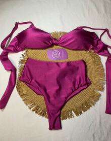 Trilobal Sport Bikini Set With Knot Top And Hot Pant Bottoms – Comfort And Style For Summer - 查看 1