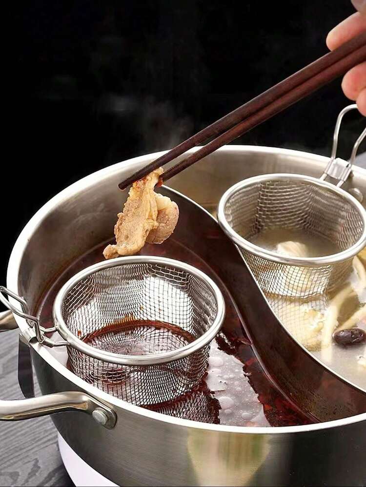 1pc Stainless Steel Pasta Basket, Noodle Cooking Strainer, Mesh Food Filter, Food Colander, Fine Mesh Strainer With Handle, High Temperature Resistant Frying Strainer, Stainless Steel Strainer Cup, Suitable For Cooking Or Frying Pasta, Various Vegetables, Dumplings, Broccoli, Meat Dumplings, Chicken Pieces, Onion Rings, French Fries, Etc. - Multicolor - View 6